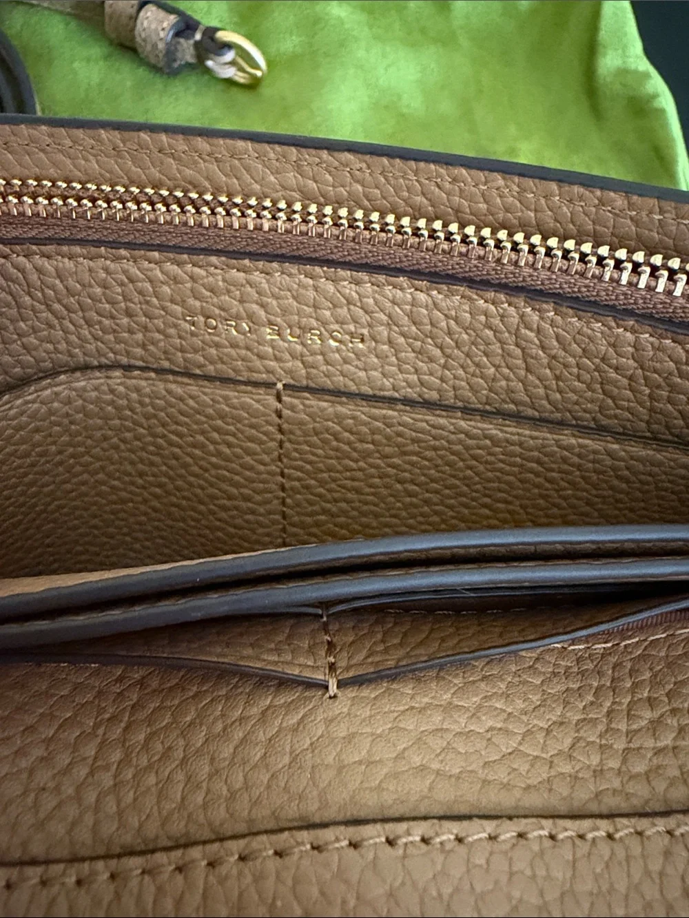 Tory Burch McGraw Tan Pebbled Leather Crossbody Wallet with Logo
